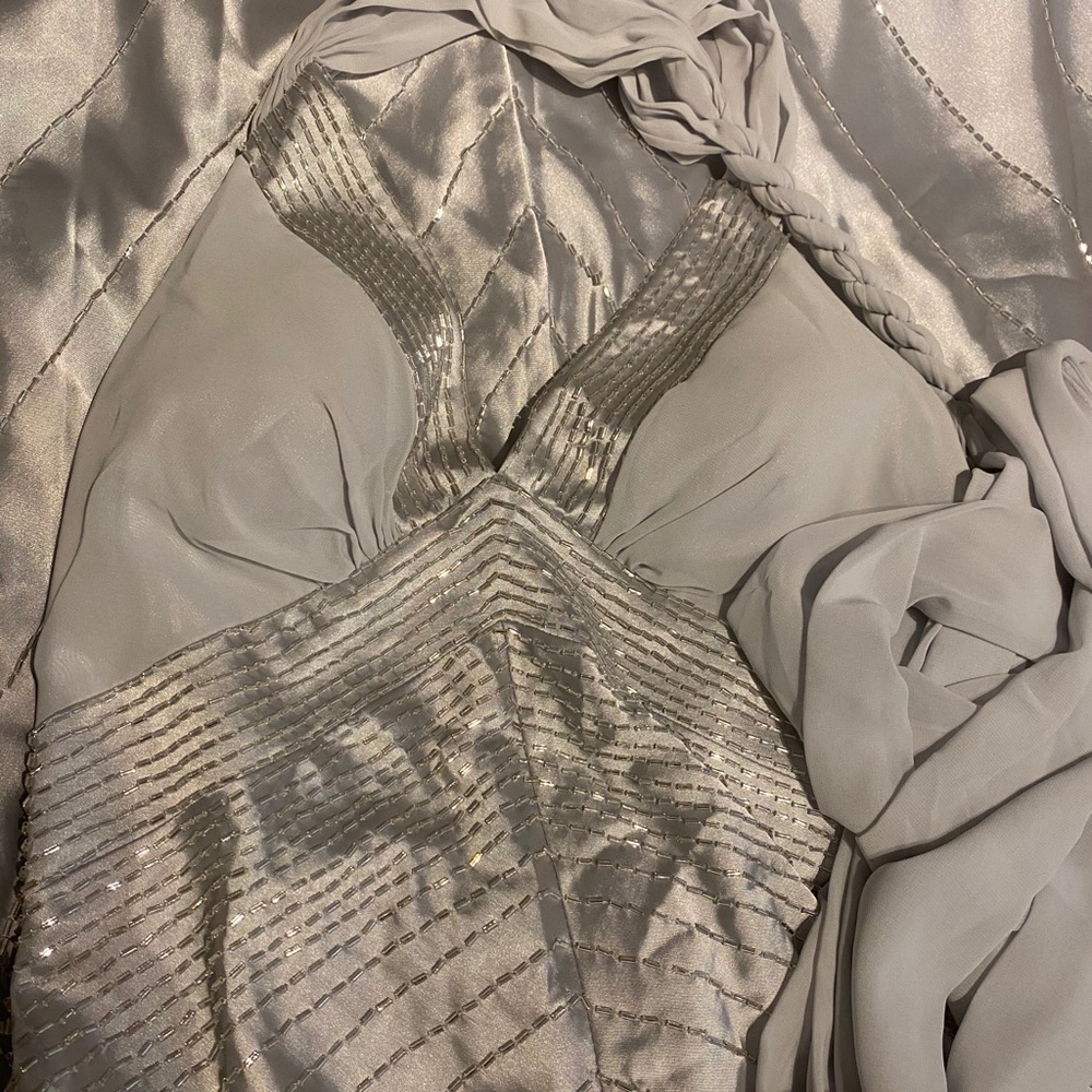 Long dress - Picture 5 of 16